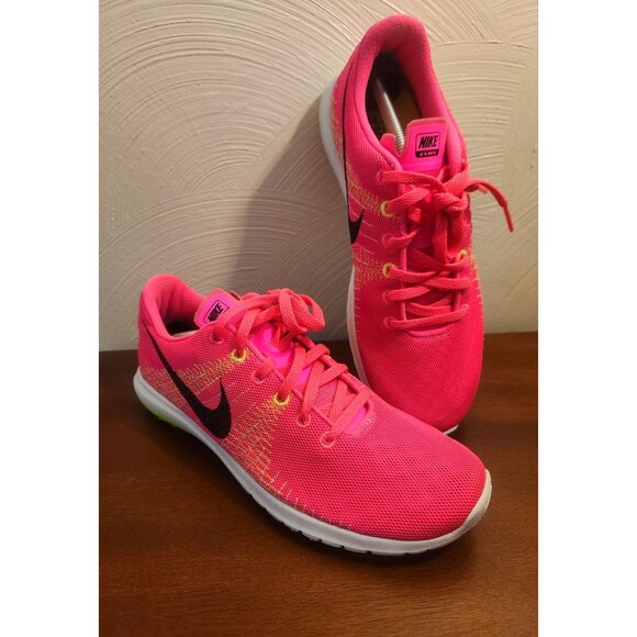 Nike Flex Fury Women's Running Shoes  8.5  Pink 705299-600  Seldom Worn Sneakers - Picture 3 of 9